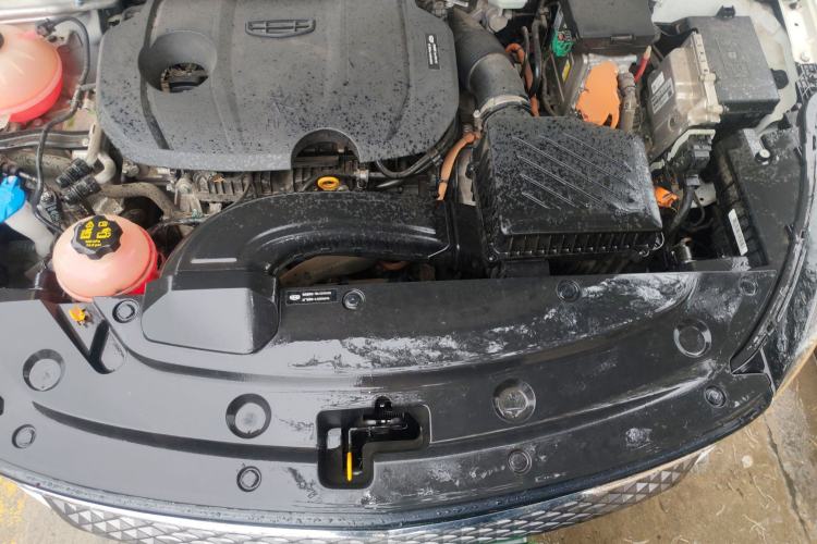 Used Geely Auto Emgrand L HiP 2022 1.5TD-DHT Pro 100KM Super Clean Engine Bay