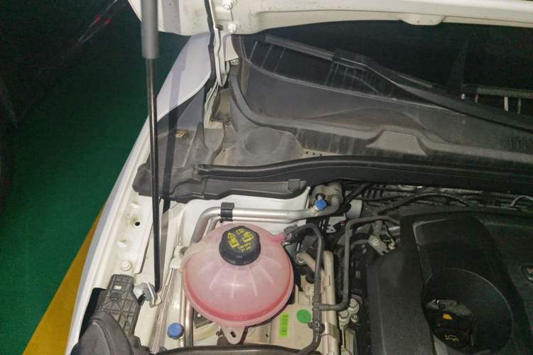 Used Geely Auto Emgrand L HiP 2022 1.5TD-DHT Pro 100KM Super Swift Engine Bay Right