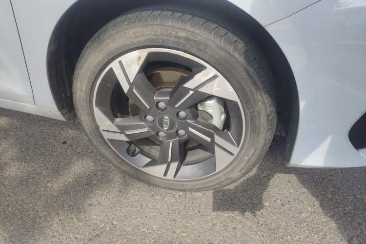 Used Geely Auto Emgrand L HiP 2022 1.5TD-DHT Pro 100KM Super Swift Exterior 1
