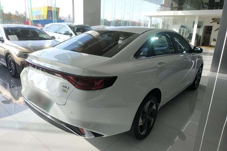 Used Geely Auto Emgrand L HiP 2022 1.5TD-DHT Pro 100KM Super Rui Exterior 3