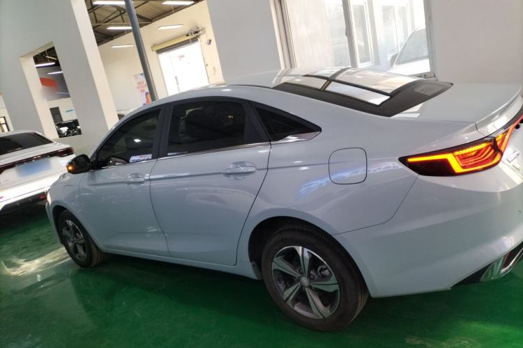 Used Geely Auto Emgrand L HiP 2022 1.5TD-DHT Pro 100KM Super Clean Exterior 3