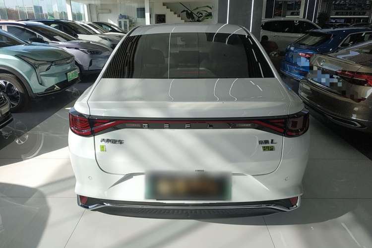 Used Geely Auto Emgrand L HiP 2022 1.5TD-DHT Pro 100KM Super Rui Exterior 4