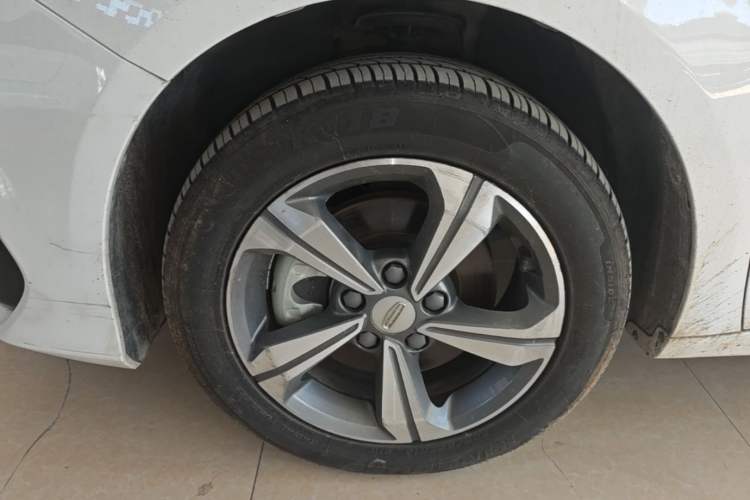 Used Geely Auto Emgrand L HiP 2022 1.5TD-DHT Pro 100KM Super Clean Exterior 4