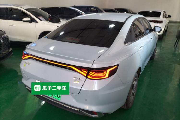 Used Geely Auto Emgrand L HiP 2022 1.5TD-DHT Pro 100KM Super Clean Exterior 5