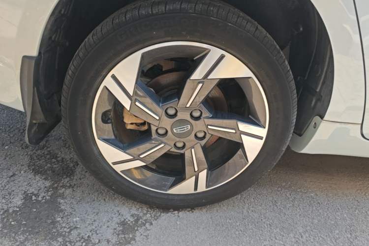 Used Geely Auto Emgrand L HiP 2022 1.5TD-DHT Pro 100KM Super Rui Exterior 5