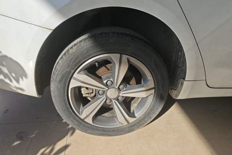 Used Geely Auto Emgrand L HiP 2022 1.5TD-DHT Pro 100KM Super Clean Exterior 5