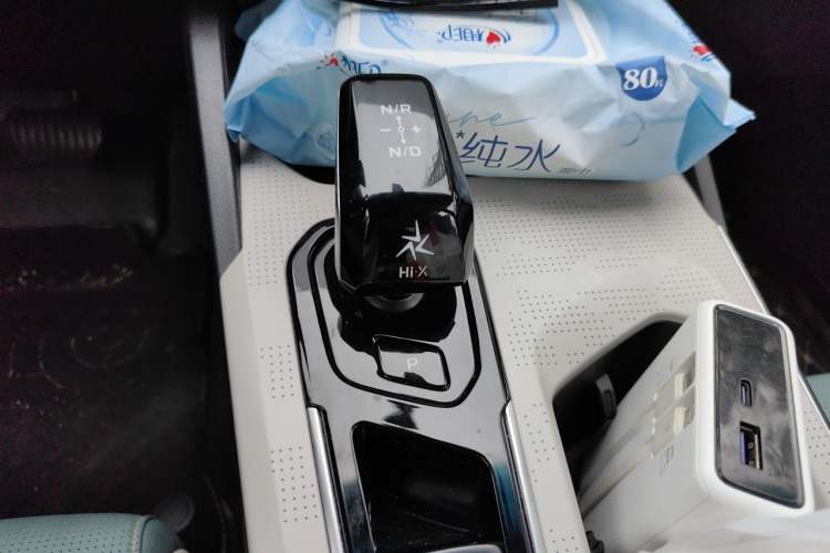 Used Geely Auto Emgrand L HiP 2022 1.5TD-DHT Pro 100KM Super Swift Gear Lever
