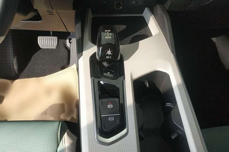 Used Geely Auto Emgrand L HiP 2022 1.5TD-DHT Pro 100KM Super Rui Gear Lever