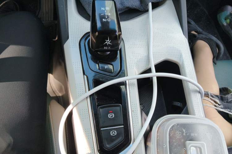 Used Geely Auto Emgrand L HiP 2022 1.5TD-DHT Pro 100KM Super Rui Gear Lever