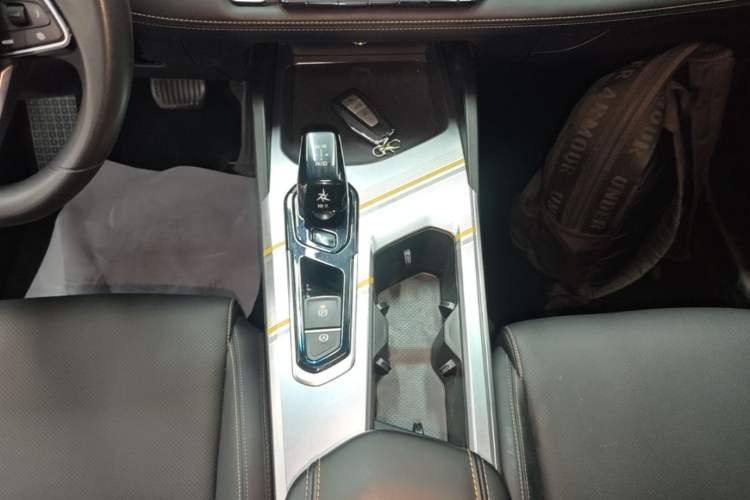Used Geely Auto Emgrand L HiP 2022 1.5TD-DHT Pro 100KM Super Clean Gear Lever