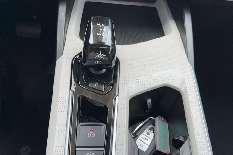 Used Geely Auto Emgrand L HiP 2022 1.5TD-DHT Pro 100KM Super Rui Gear Lever