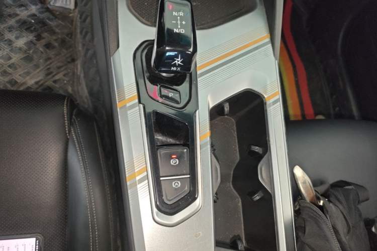 Used Geely Auto Emgrand L HiP 2022 1.5TD-DHT Pro 100KM Super Clean Gear Lever