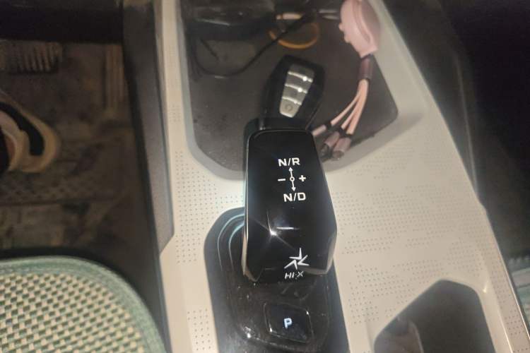 Used Geely Auto Emgrand L HiP 2022 1.5TD-DHT Pro 100KM Super Rui Gear Lever