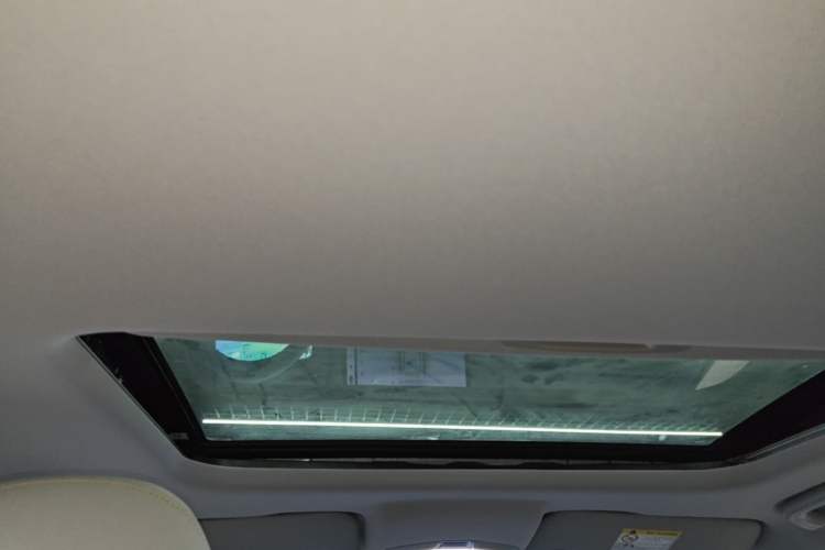 Used Geely Auto Emgrand L HiP 2022 1.5TD-DHT Pro 100KM Super Rui Headliner