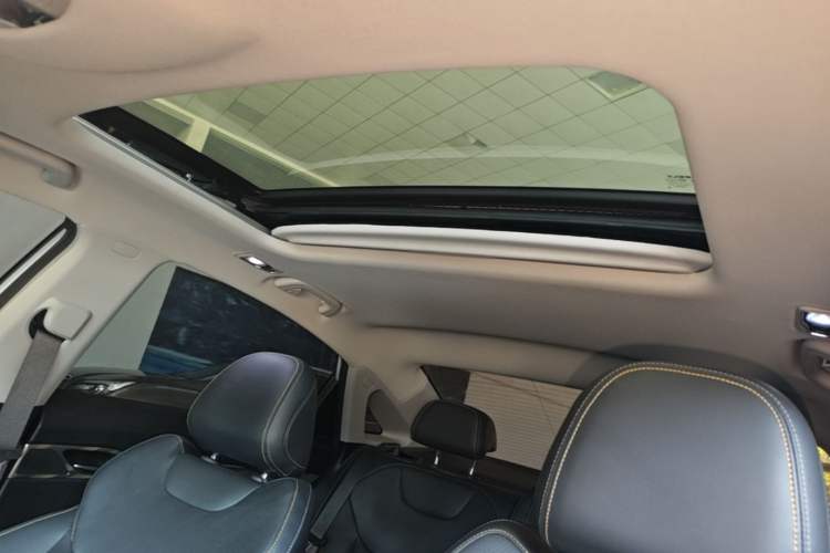 Used Geely Auto Emgrand L HiP 2022 1.5TD-DHT Pro 100KM Super Clean Headliner