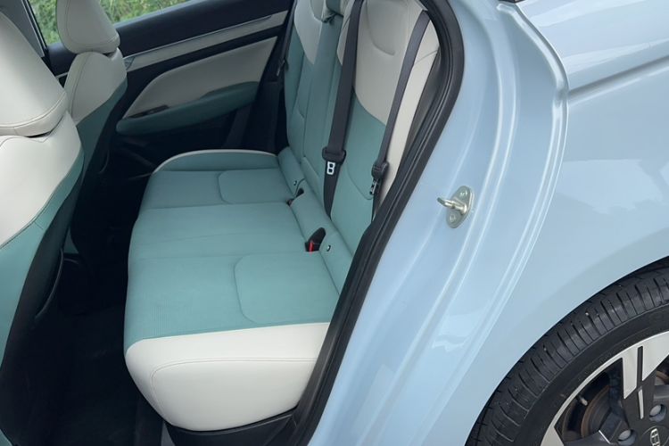 Used Geely Auto Emgrand L HiP 2022 1.5TD-DHT Pro 100KM Super Rui Interior 1