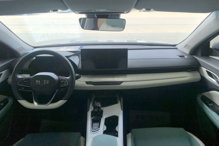 Used Geely Auto Emgrand L HiP 2022 1.5TD-DHT Pro 100KM Super Rui Interior 3