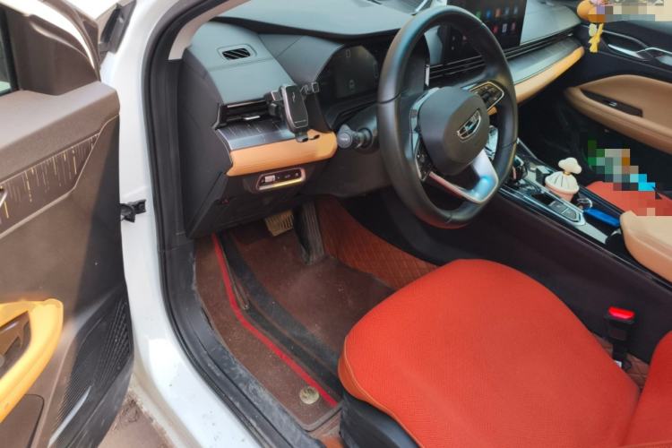 Used Geely Auto Emgrand L HiP 2022 1.5TD-DHT Pro 100KM Super Rui Interior 3