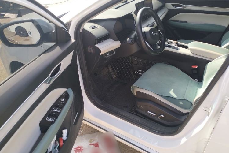 Used Geely Auto Emgrand L HiP 2022 1.5TD-DHT Pro 100KM Super Rui Interior 3
