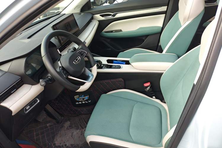 Used Geely Auto Emgrand L HiP 2022 1.5TD-DHT Pro 100KM Super Rui Left Front Seat