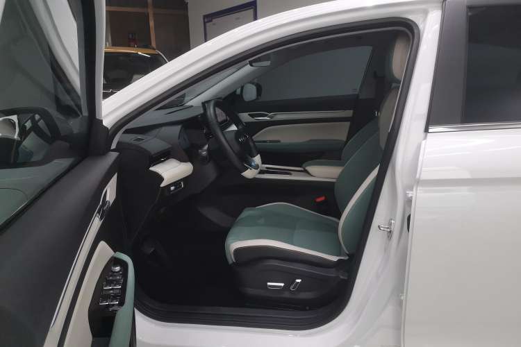 Used Geely Auto Emgrand L HiP 2022 1.5TD-DHT Pro 100KM Super Rui Left Front Seat