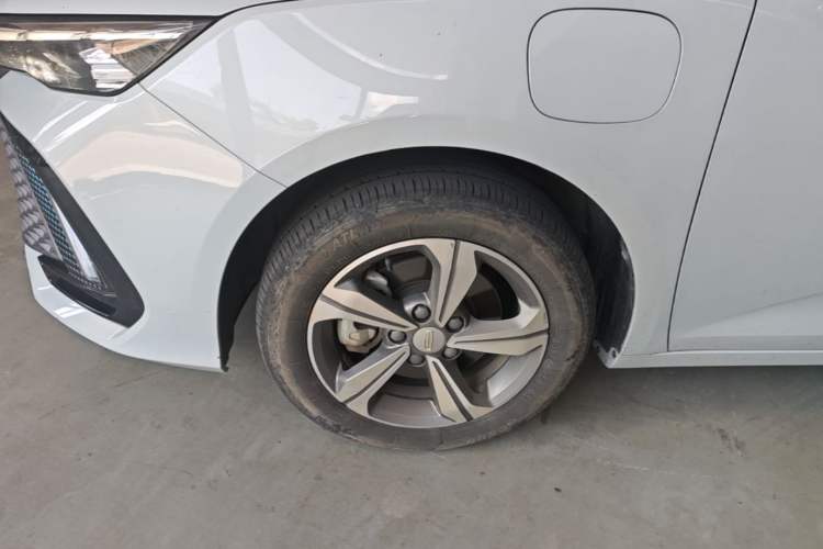 Used Geely Auto Emgrand L HiP 2022 1.5TD-DHT Pro 100KM Super Clean Left Front Wheel Hub