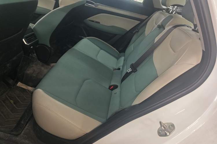 Used Geely Auto Emgrand L HiP 2022 1.5TD-DHT Pro 100KM Super Rui Left Rear Seat