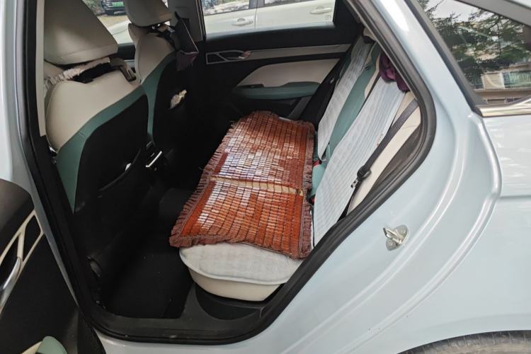 Used Geely Auto Emgrand L HiP 2022 1.5TD-DHT Pro 100KM Super Swift Left Rear Seat