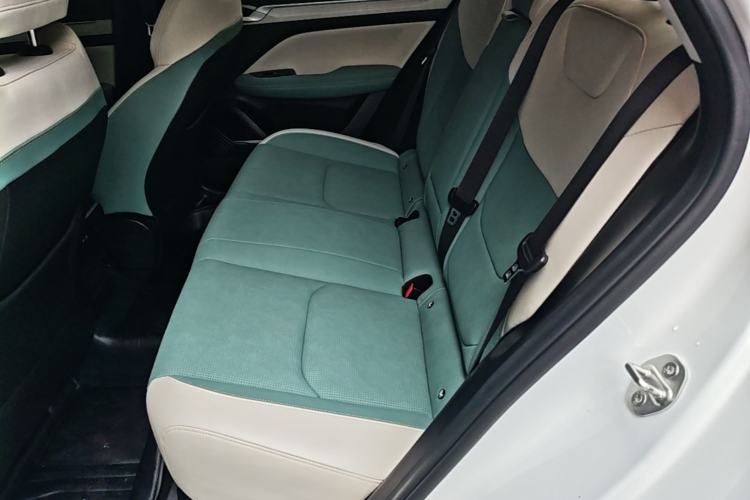 Used Geely Auto Emgrand L HiP 2022 1.5TD-DHT Pro 100KM Super Swift Left Rear Seat