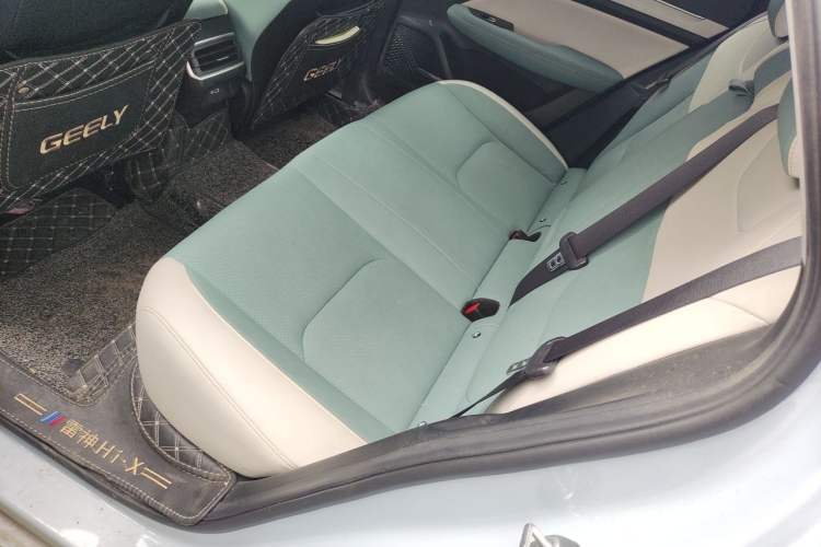 Used Geely Auto Emgrand L HiP 2022 1.5TD-DHT Pro 100KM Super Rui Left Rear Seat