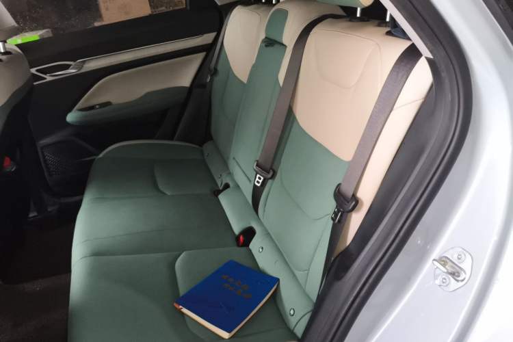 Used Geely Auto Emgrand L HiP 2022 1.5TD-DHT Pro 100KM Super Rui Left Rear Seat