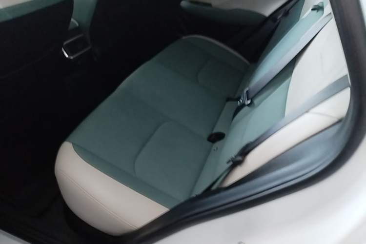 Used Geely Auto Emgrand L HiP 2022 1.5TD-DHT Pro 100KM Super Rui Left Rear Seat