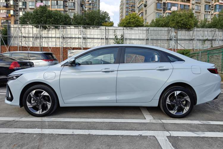 Used Geely Auto Emgrand L HiP 2022 1.5TD-DHT Pro 100KM Super Rui Left Side