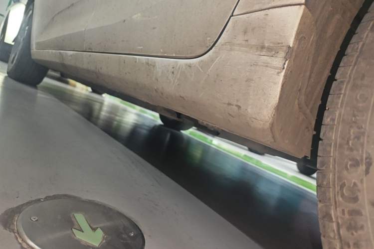 Used Geely Auto Emgrand L HiP 2022 1.5TD-DHT Pro 100KM Super Rui Left Side Sill