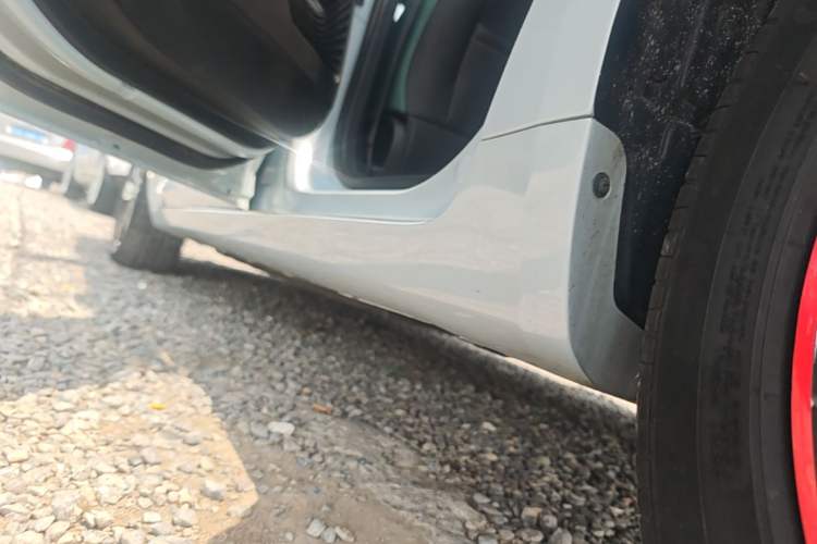 Used Geely Auto Emgrand L HiP 2022 1.5TD-DHT Pro 100KM Super Rui Left Side Sill