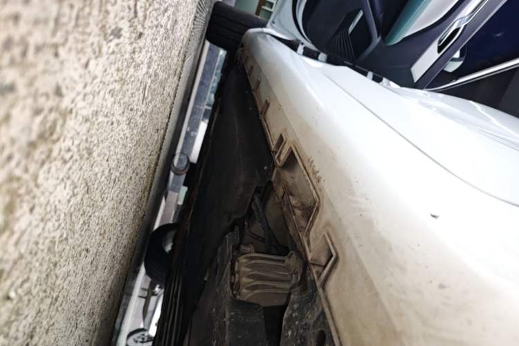 Used Geely Auto Emgrand L HiP 2022 1.5TD-DHT Pro 100KM Super Swift Left Side Sill
