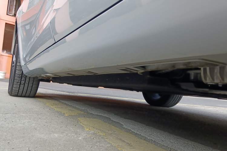 Used Geely Auto Emgrand L HiP 2022 1.5TD-DHT Pro 100KM Super Rui Left Side Sill