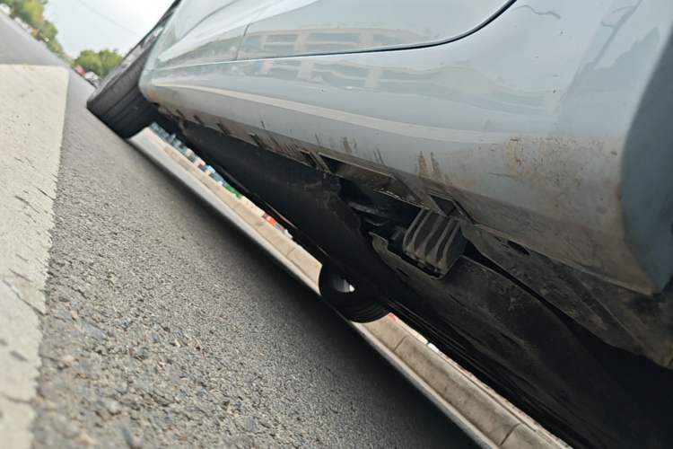Used Geely Auto Emgrand L HiP 2022 1.5TD-DHT Pro 100KM Super Swift Left Side Sill