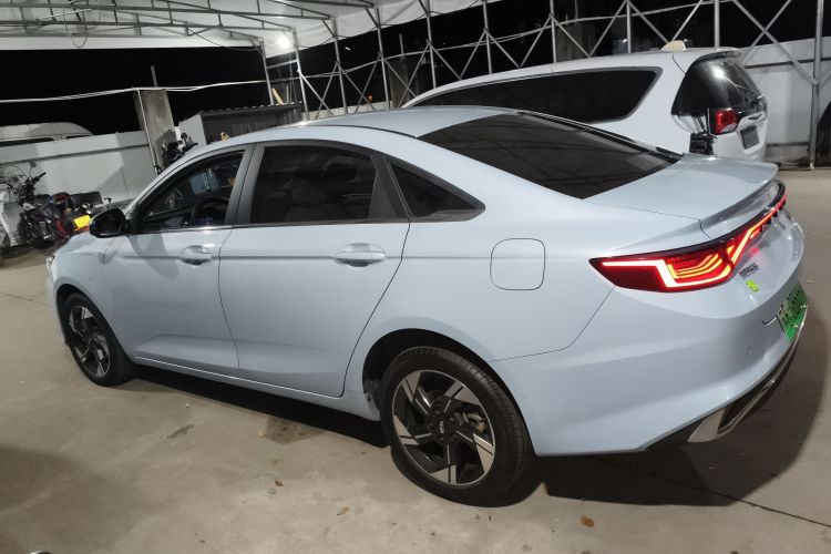 Used Geely Auto Emgrand L HiP 2022 1.5TD-DHT Pro 100KM Super Swift Rear Left 45 Deg