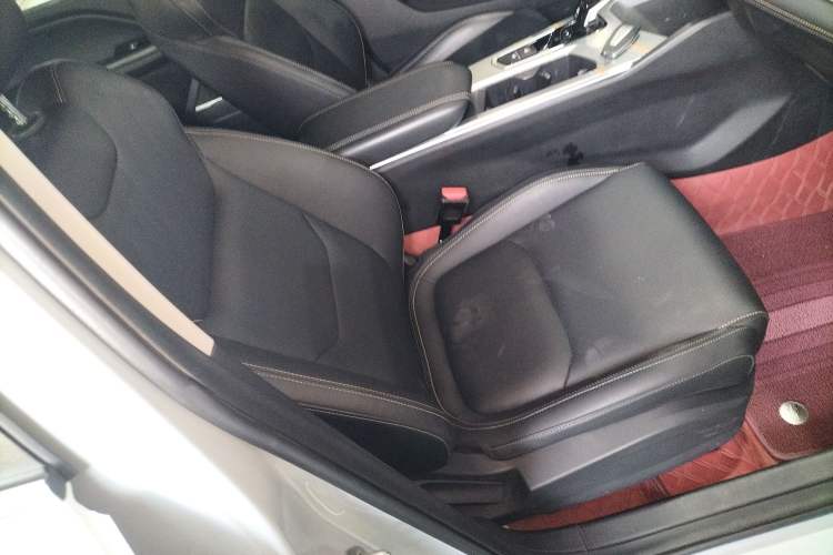 Used Geely Auto Emgrand L HiP 2022 1.5TD-DHT Pro 100KM Super Clean Right Front Seat