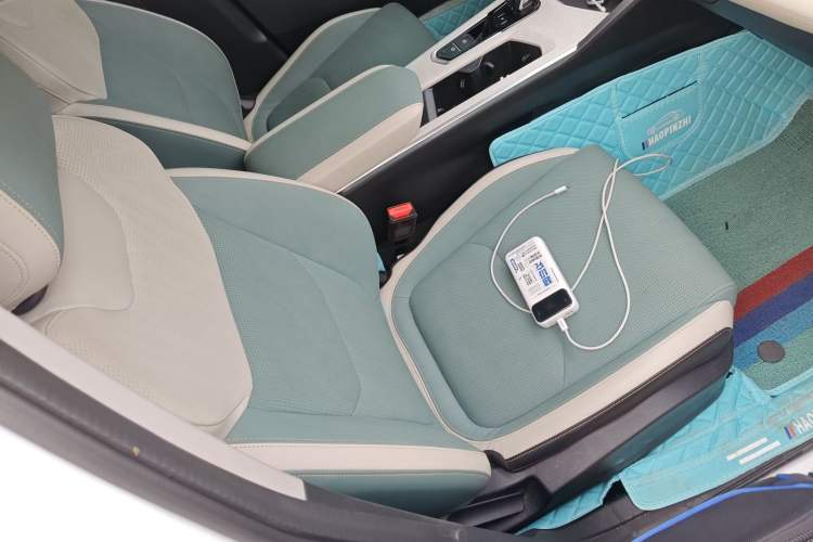 Used Geely Auto Emgrand L HiP 2022 1.5TD-DHT Pro 100KM Super Swift Right Front Seat