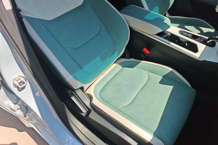 Used Geely Auto Emgrand L HiP 2022 1.5TD-DHT Pro 100KM Super Rui Right Front Seat