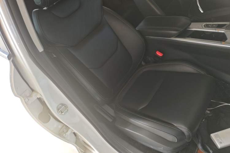 Used Geely Auto Emgrand L HiP 2022 1.5TD-DHT Pro 100KM Super Clean Right Front Seat