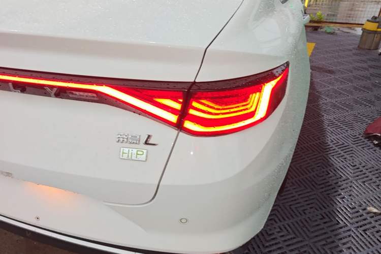 Used Geely Auto Emgrand L HiP 2022 1.5TD-DHT Pro 100KM Super Swift Right Rear Taillight
