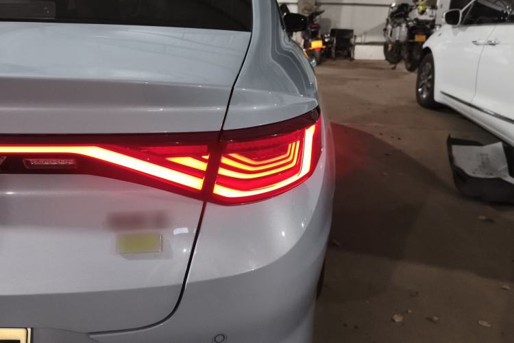 Used Geely Auto Emgrand L HiP 2022 1.5TD-DHT Pro 100KM Super Swift Right Rear Taillight