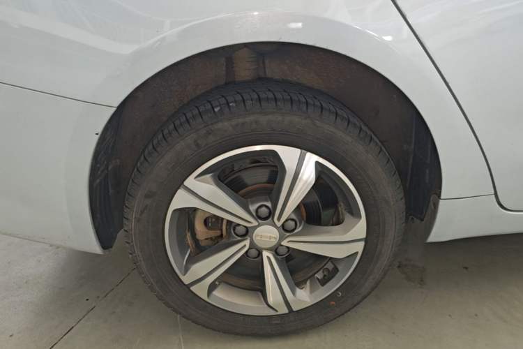 Used Geely Auto Emgrand L HiP 2022 1.5TD-DHT Pro 100KM Super Clean Right Rear Wheel Hub