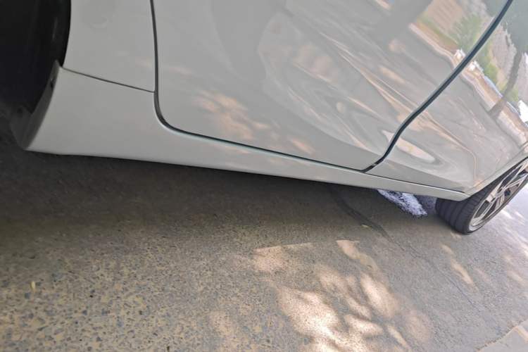 Used Geely Auto Emgrand L HiP 2022 1.5TD-DHT Pro 100KM Super Rui Right Side Sill