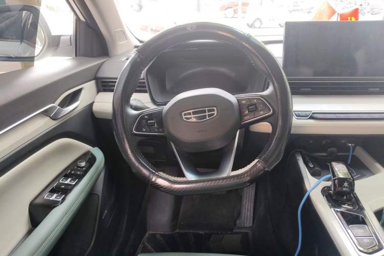 Used Geely Auto Emgrand L HiP 2022 1.5TD-DHT Pro 100KM Super Swift Steering Wheel