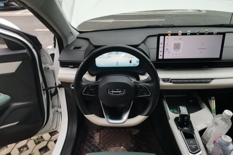 Used Geely Auto Emgrand L HiP 2022 1.5TD-DHT Pro 100KM Super Swift Steering Wheel