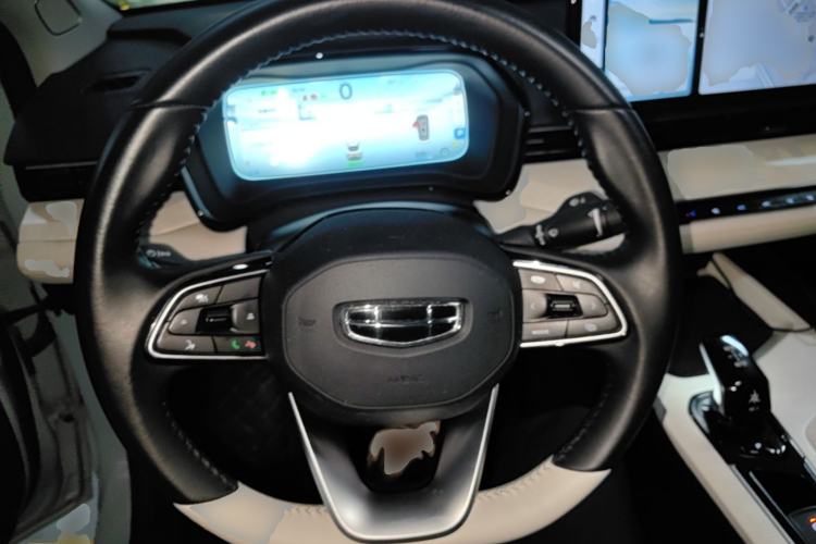 Used Geely Auto Emgrand L HiP 2022 1.5TD-DHT Pro 100KM Super Rui Steering Wheel